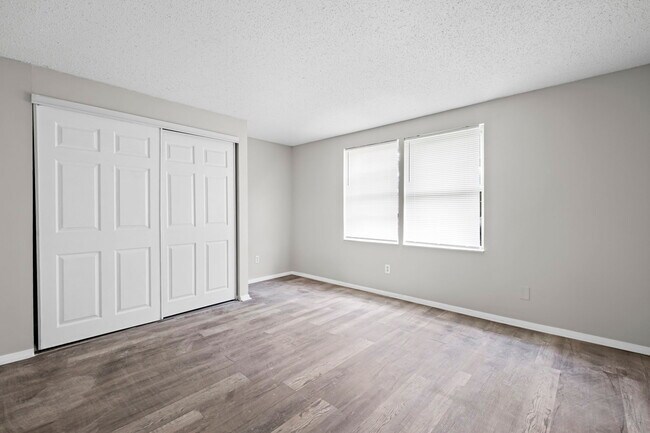 Building Photo - 4185 Willow Park Dr