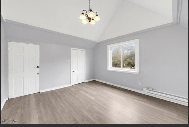 Building Photo - 2056 W 95th St