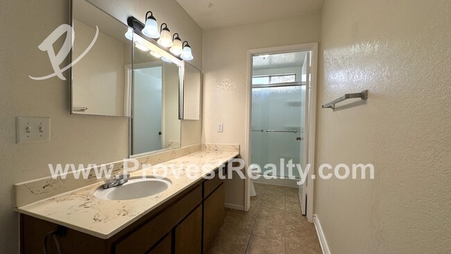 Building Photo - 2 Bedroom 2 Bathroom Spring Valley Lake Ho...