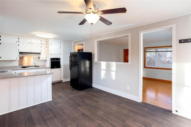 Building Photo - 2663 Hicks Rd