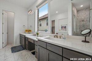 Building Photo - 24948 Resort Pkwy