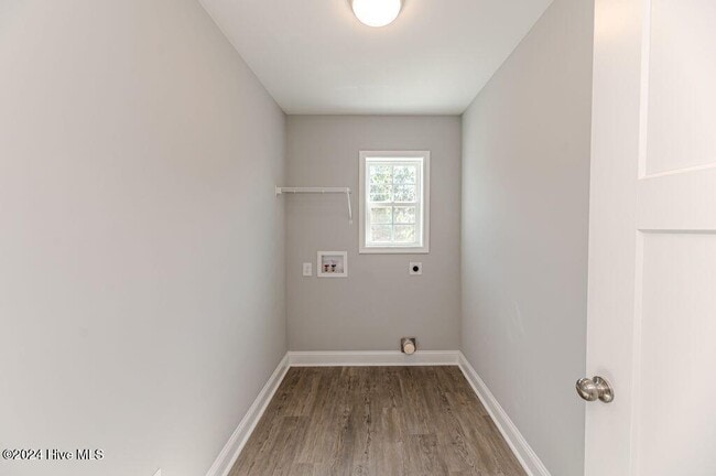Building Photo - 533 Stadium Dr