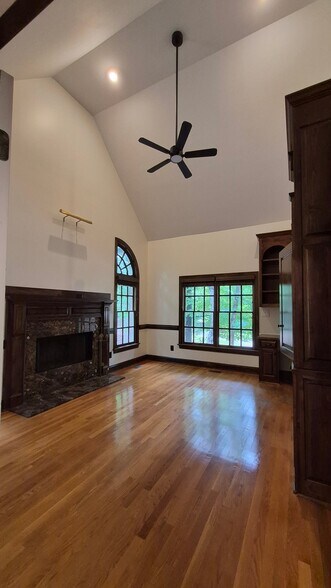 Building Photo - 4413 Turnberry Cir