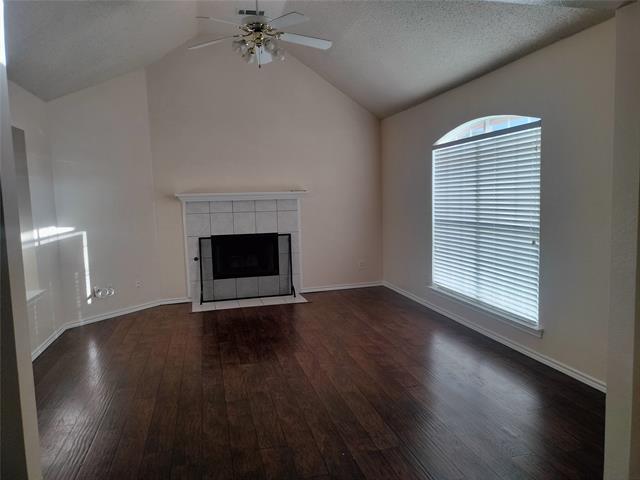 Building Photo - 1888 Helen Ln