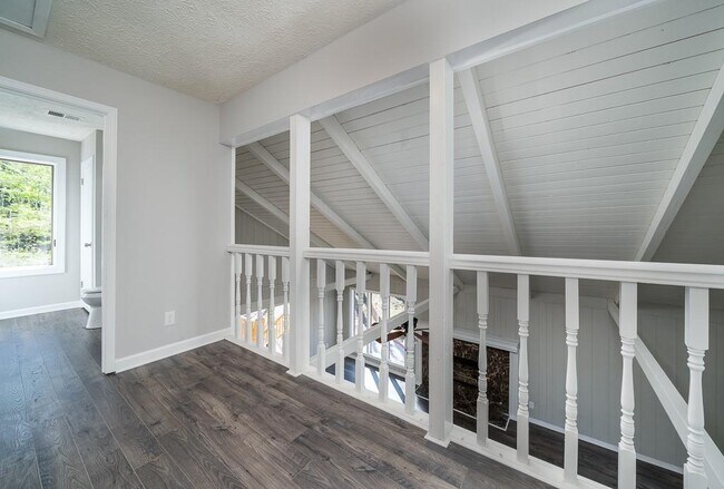 Building Photo - 4079 Dunnington Dr