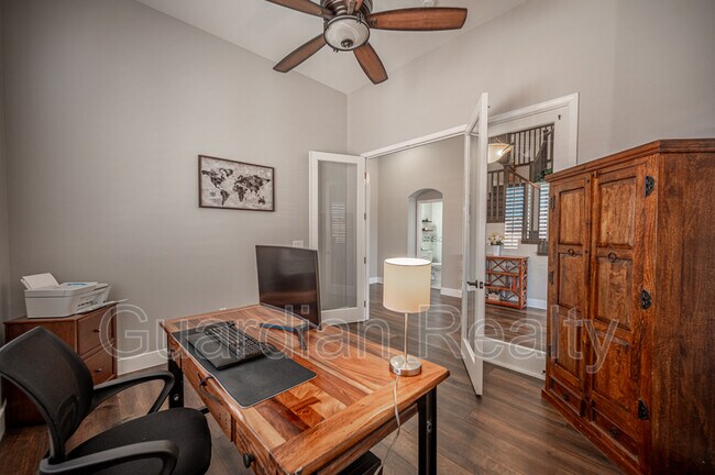 Building Photo - 11112 Pine Greens Ct