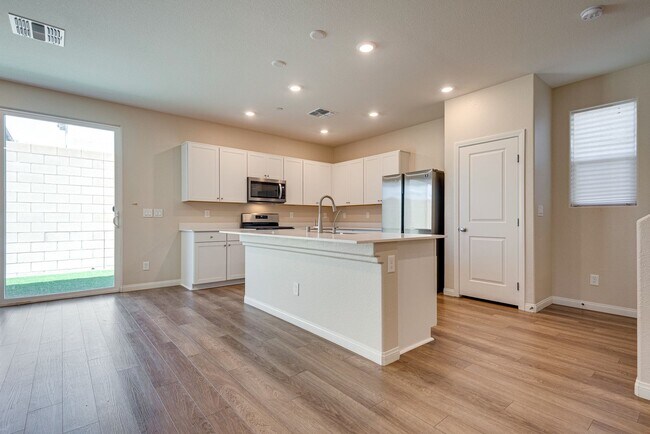 Building Photo - 6953 Antequera ST