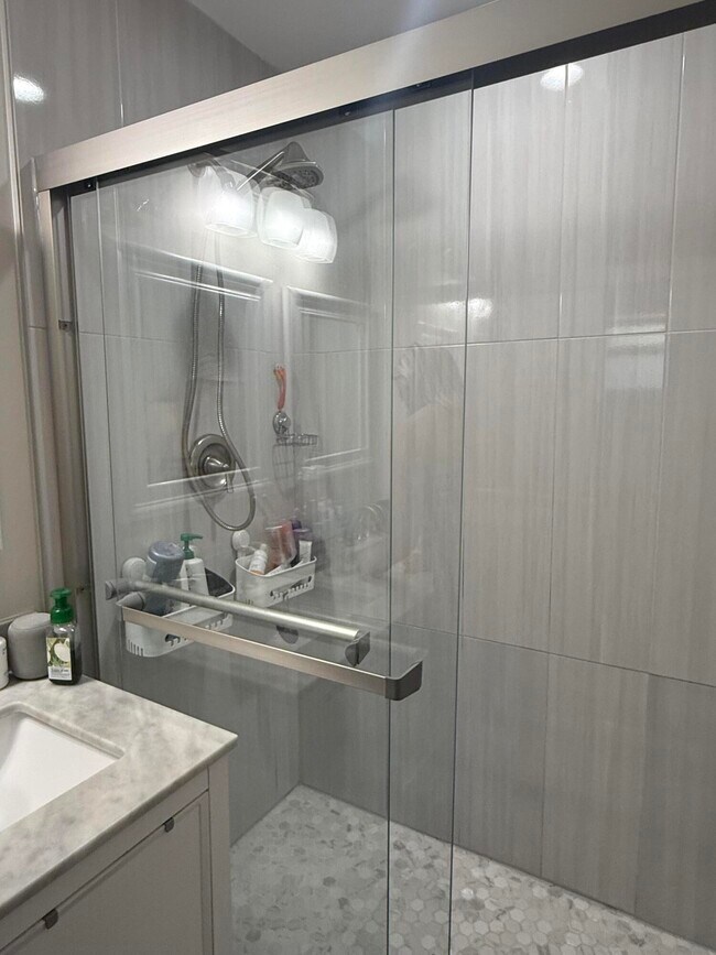 Building Photo - 6848 Brook Hollow Rd