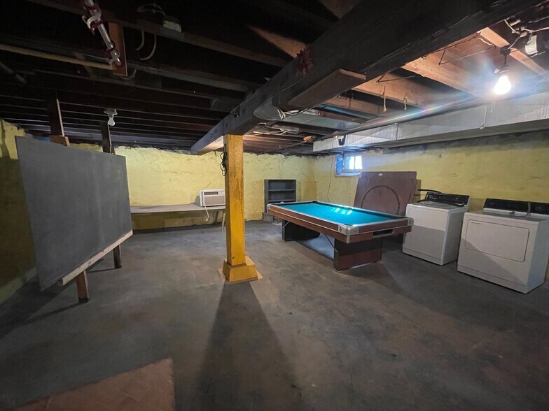 Building Photo - 126 N 4th Ave