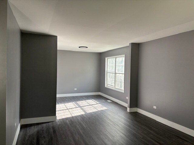 Building Photo - 1013 W Briarcliff Rd