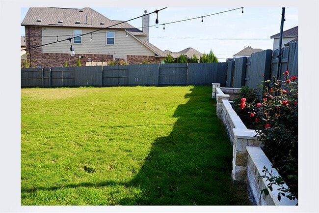 Building Photo - 4417 Oryx Ln