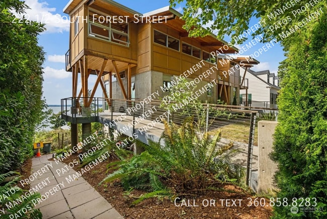 Building Photo - 222 1/2 South Forest Street-