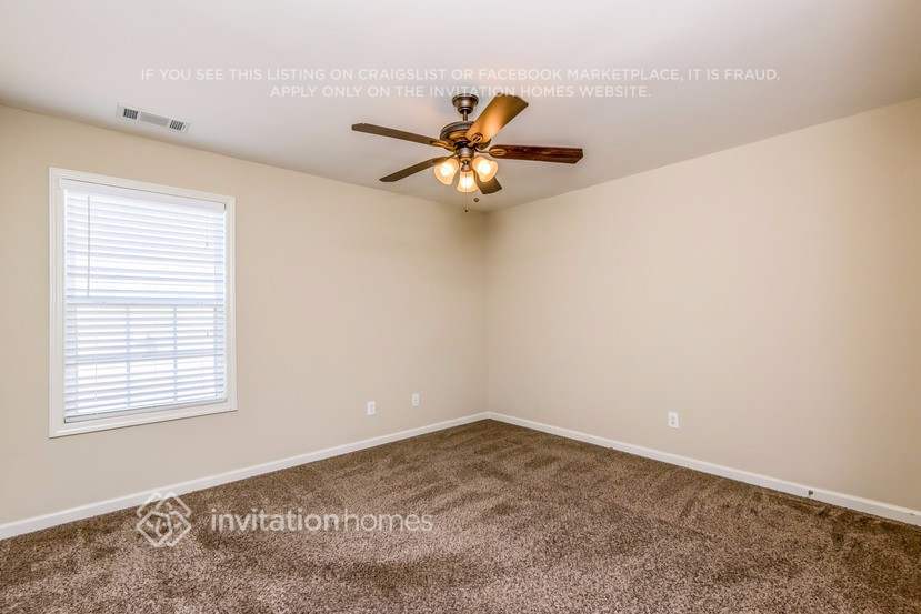 Building Photo - 75 Monarch Way