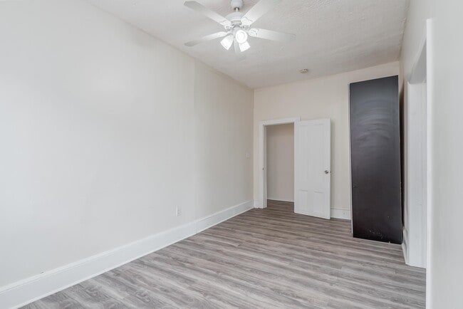 Building Photo - 37 Pamrapo Ave