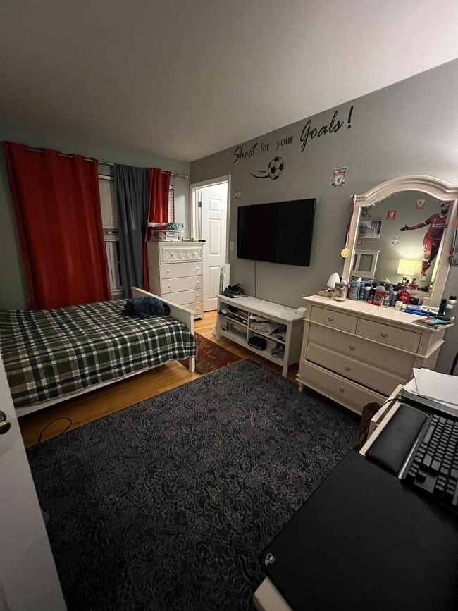 Building Photo - 93 Banyan Blvd