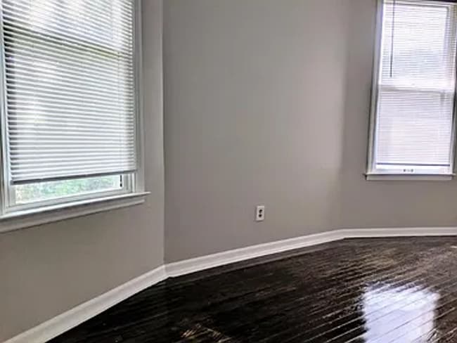 Building Photo - 1014 N 32nd St