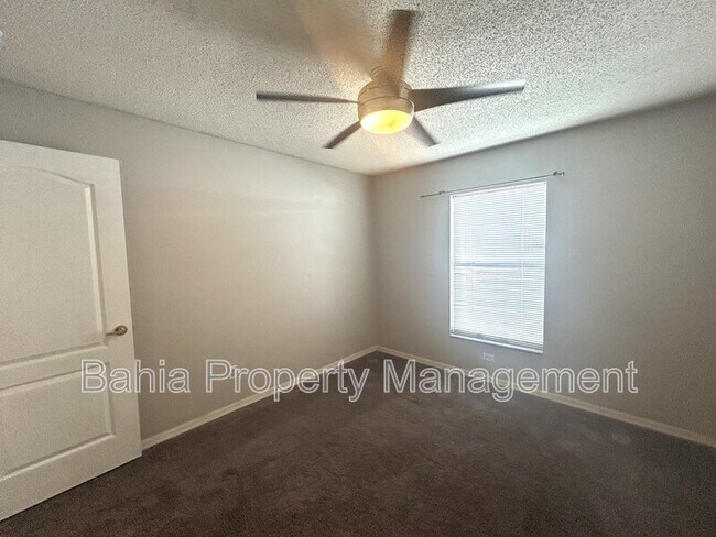 Building Photo - 1309 Horsemint Ln