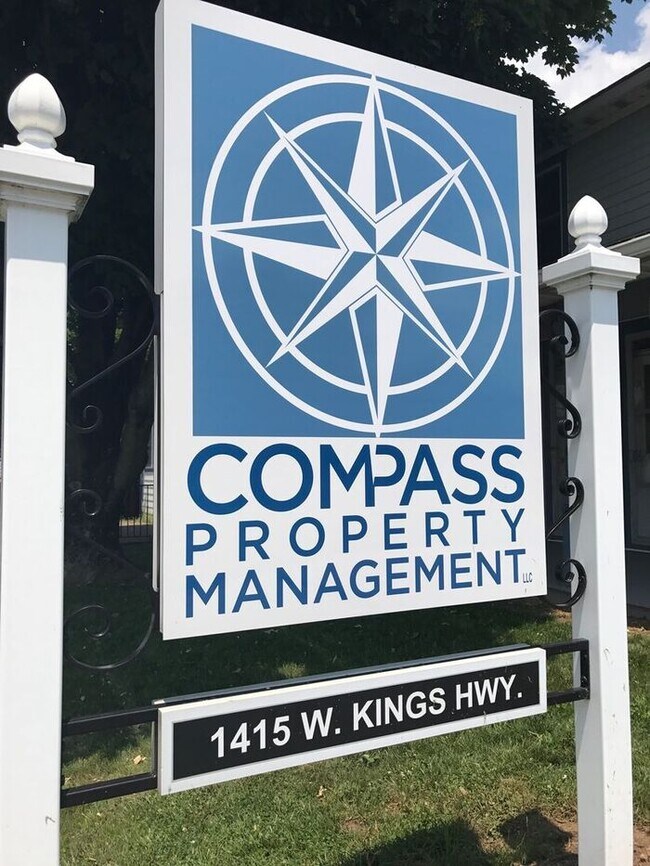 Building Photo - $995 - 2 Bed, 1 Bath - East Earl