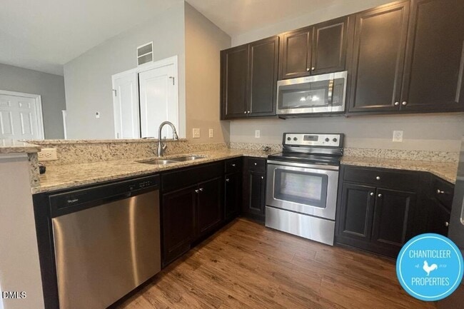 Building Photo - 911 Chaney Rd