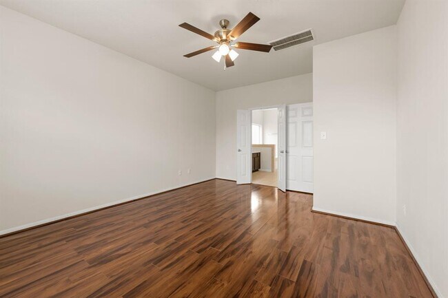 Building Photo - 15110 Spring Sun Ct