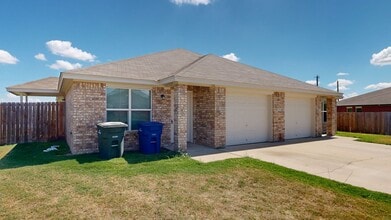 Building Photo - 2904 Starlight Dr
