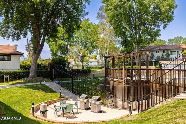 Building Photo - 31535 Lindero Canyon Rd