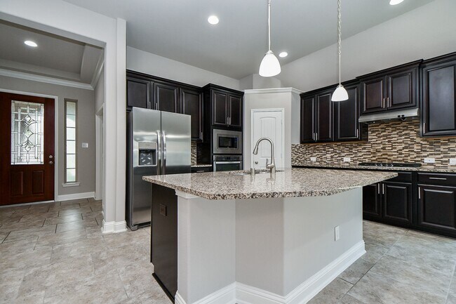 Building Photo - 15330 Ashbrook Dove Ln