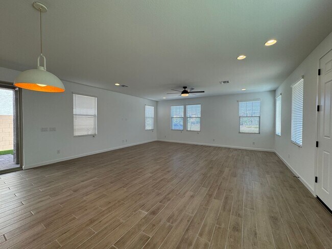 Building Photo - BRAND NEW HOME IN UNION PARK AT NORTERRA I...