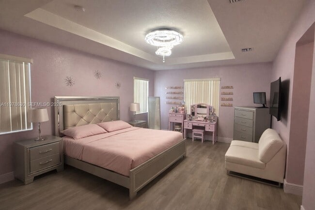 Building Photo - 25341 SW 117th Ave