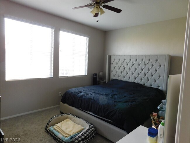 Building Photo - 3965 Palm Beach St