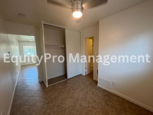 Building Photo - 7043 Pickering Ave
