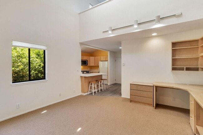 Building Photo - 21 San Benito Rd