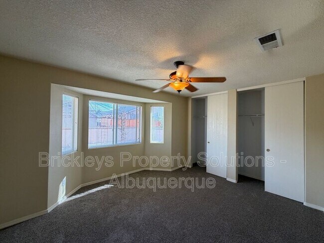 Building Photo - 7704 Woodstar Ave NW
