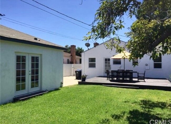 Building Photo - 6509 W 83rd St