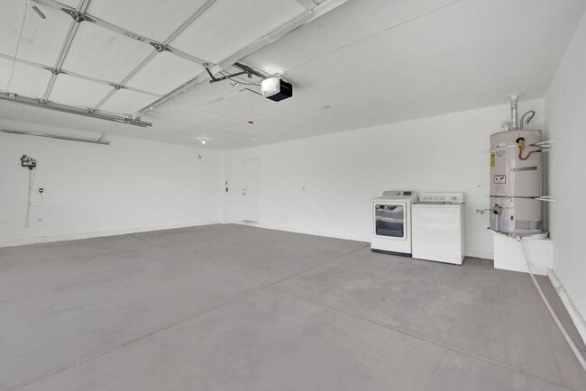 Building Photo - 168 Herbie Ln