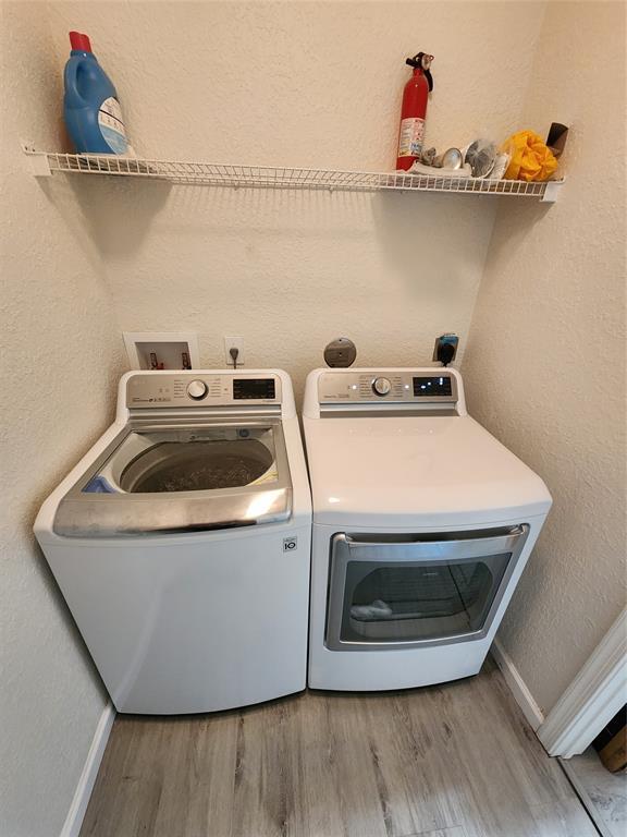 Building Photo - 956 NW 126th Ter