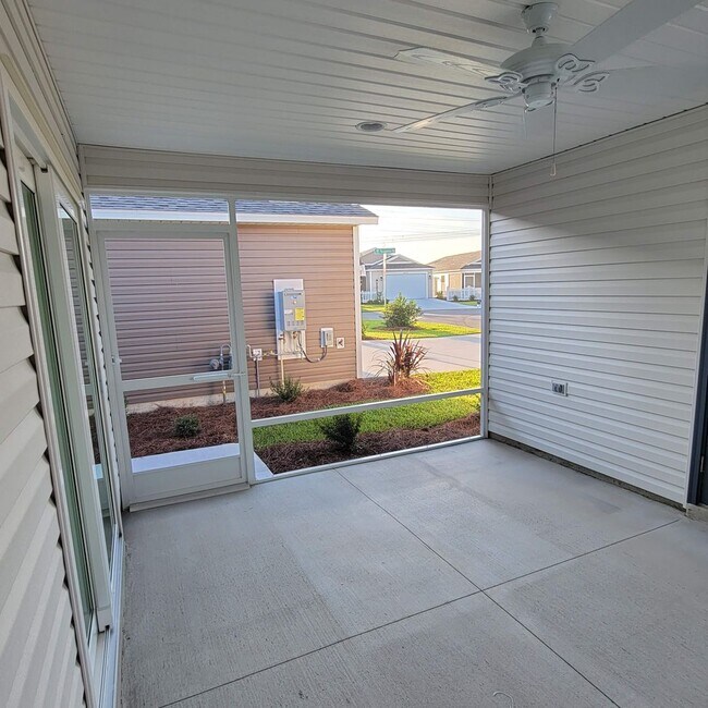 Building Photo - Wonderful home in Citrus Grove