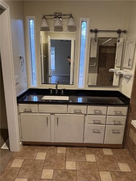 Building Photo - 3246 Able Ct