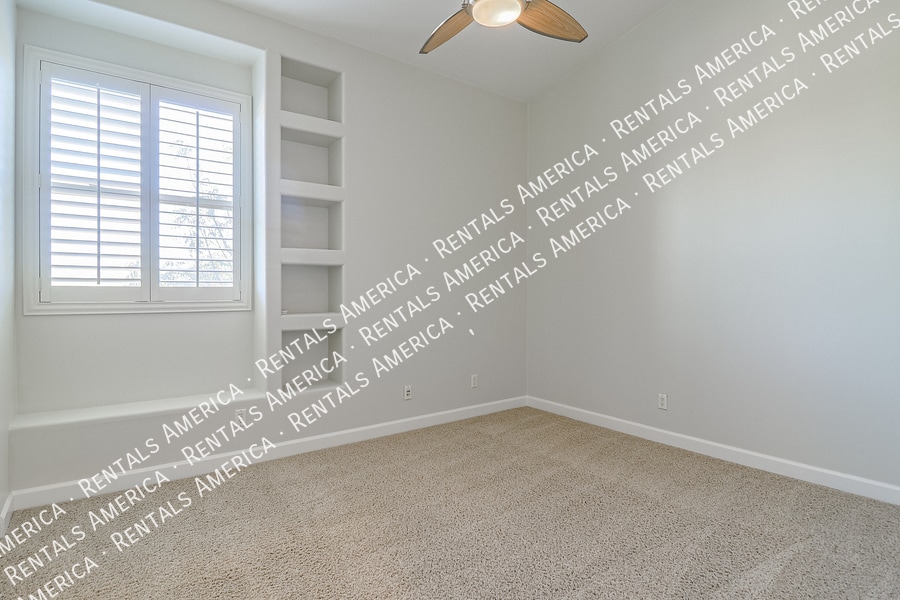 Building Photo - 14136 E Gloria Ln