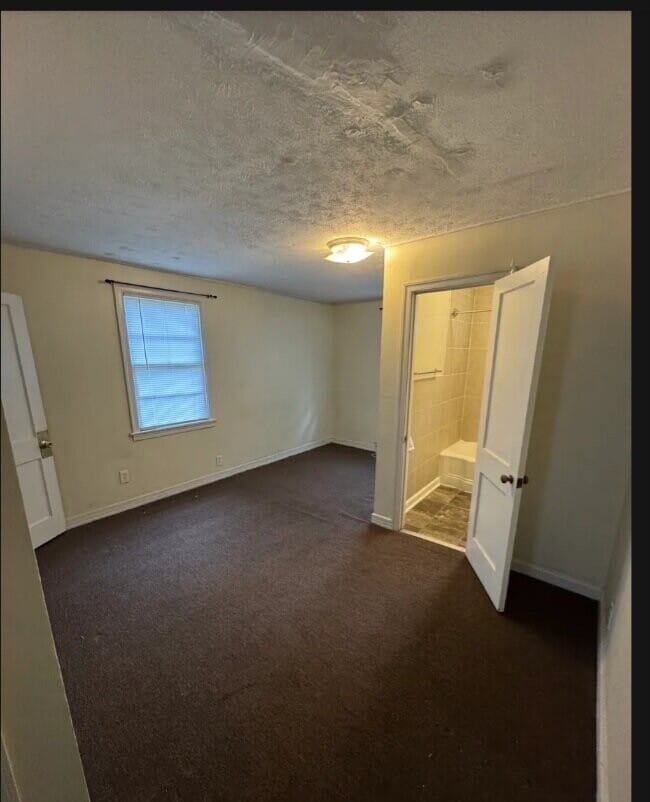 Building Photo - Efficient one bedroom in Midtown!