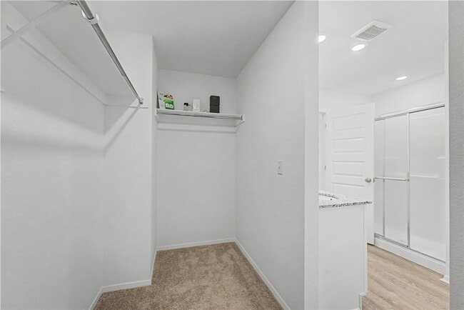 Building Photo - 3401 SW Endearment St