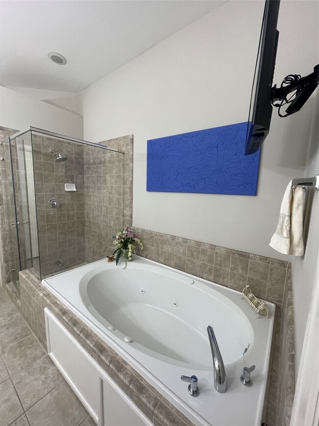 Building Photo - 7650 Springhill St