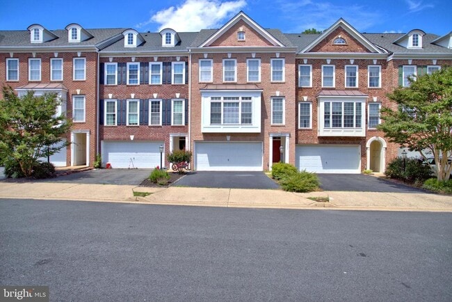 Building Photo - 14354 Verde Pl