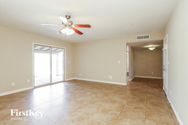 Building Photo - 3636 W Ironwood Dr