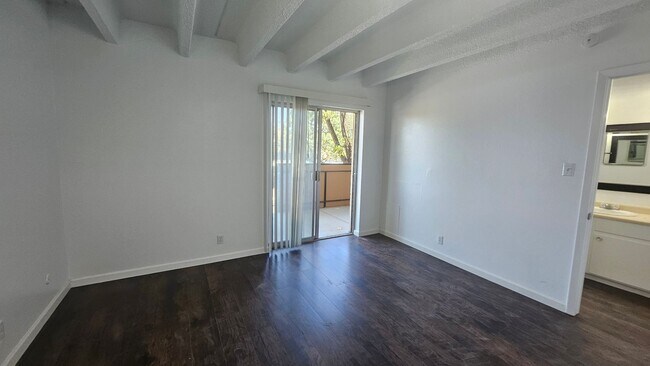 Building Photo - 1 bed 1 bath