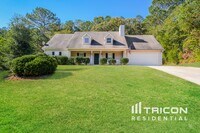 Building Photo - 280 Chestnut Dr