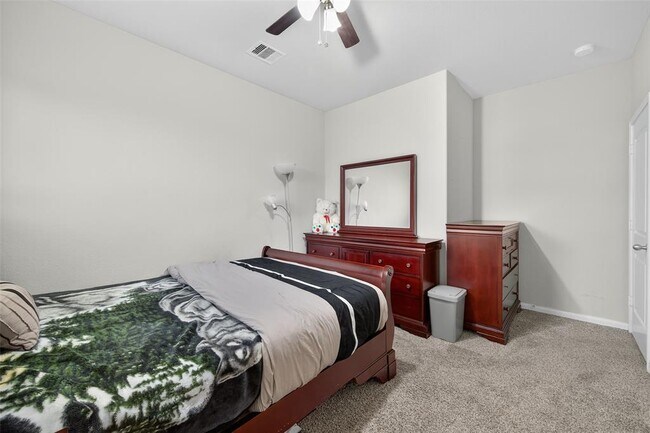 Building Photo - 13935 Manobrook Ct