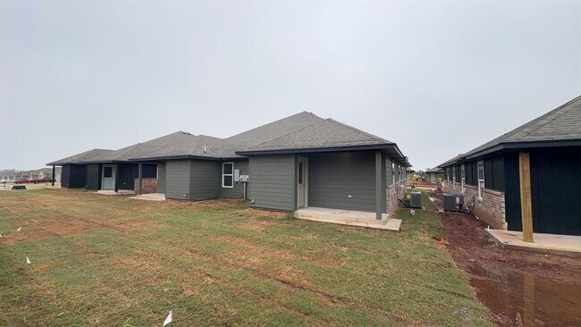 Building Photo - 1216 NW 113th St