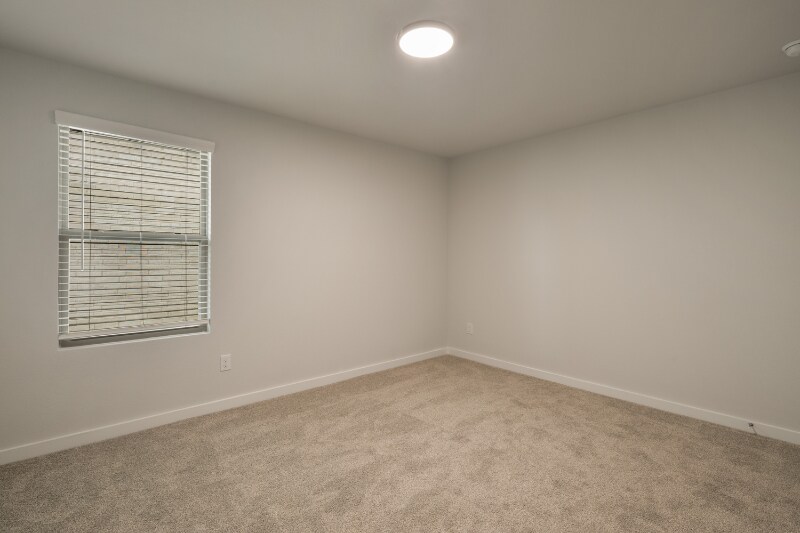 Building Photo - 1010 Honeydew Ln