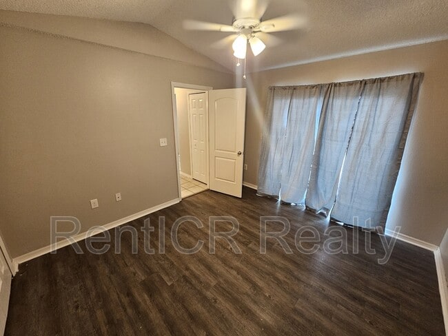 Building Photo - 4371 Azora Rd